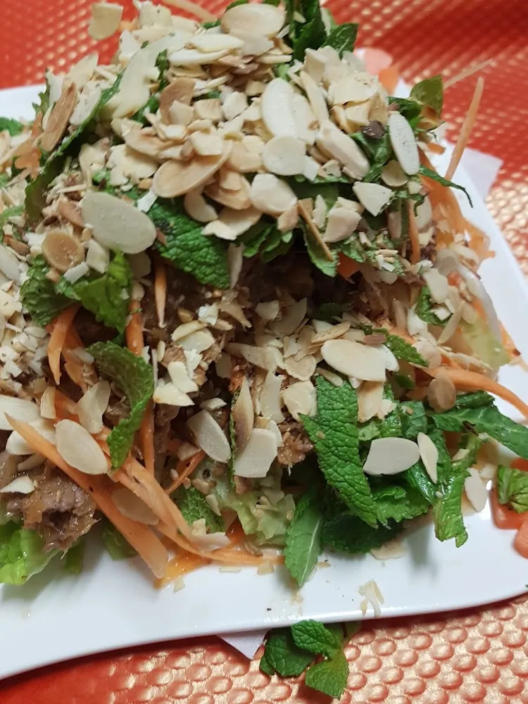 Salade de Boeuf A la Citronnelle